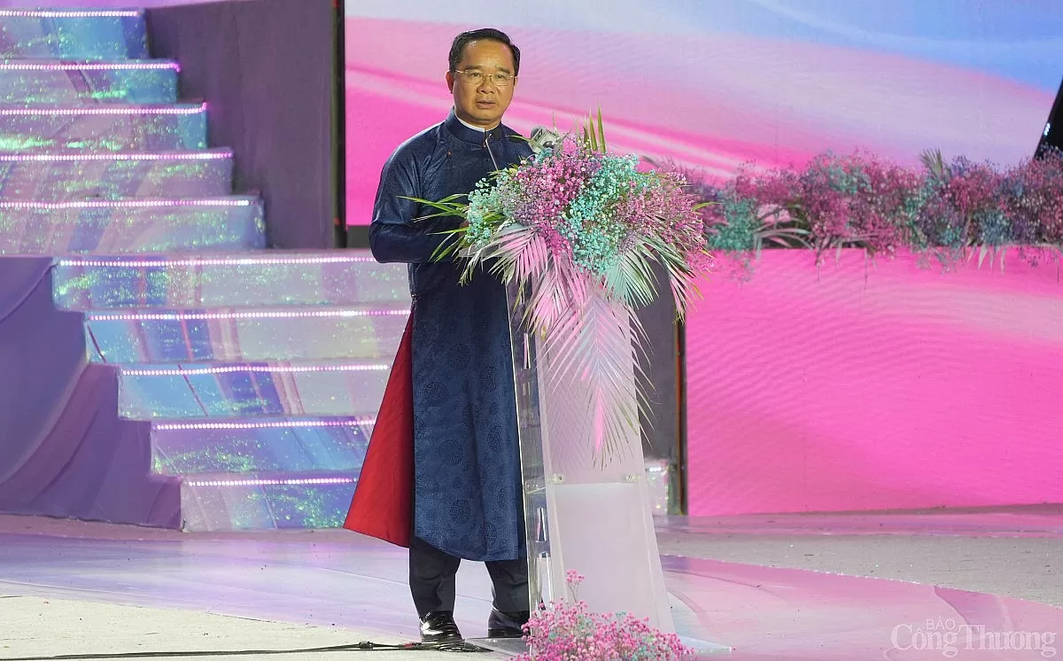 Mãn nhãn khai mạc Lễ hội Áo dài TP. Hồ Chí Minh