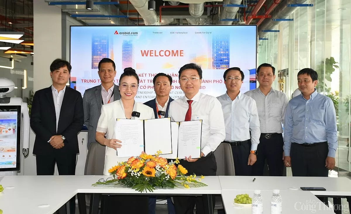 HCM CITY EXPORT 2025 được số hóa trên thương mại điện tử HCM CITY EXPORT 2025 được số hóa trên thương mại điện tử