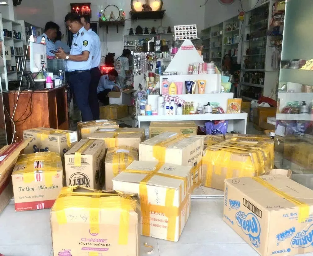 Cà Mau: Thu giữ hơn 2000 mỹ phẩm không rõ nguồn gốc