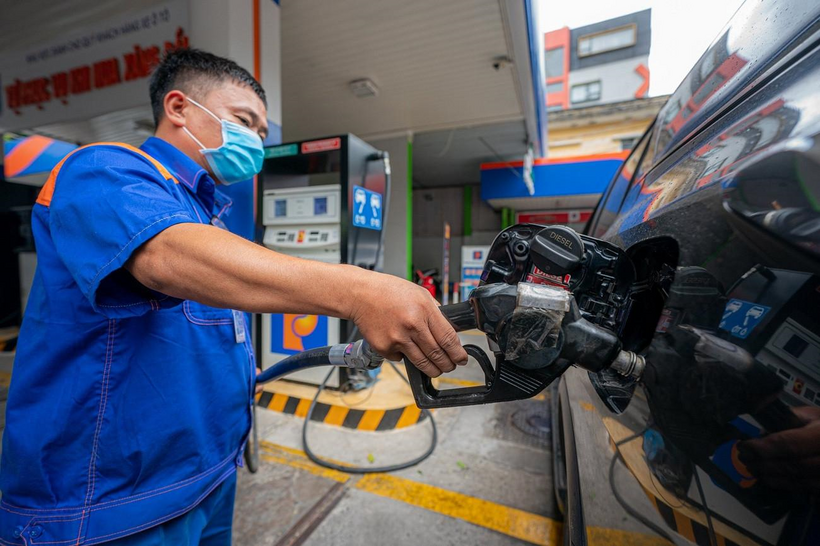 Giá xăng dầu hôm nay 14/06/2025. Ảnh minh hoạ