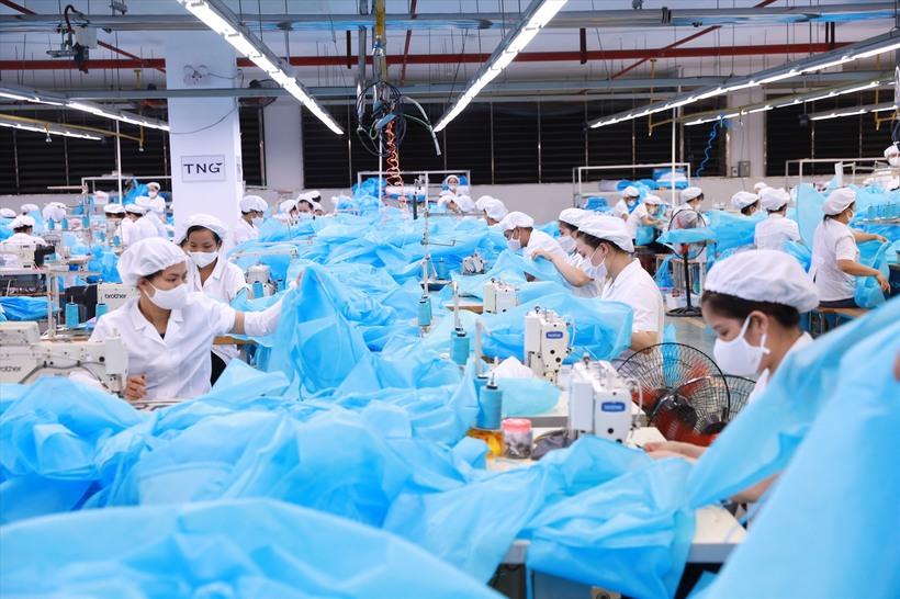 Tổng kim ngạch xuất nhập khẩu giữa Việt Nam và Malaysia trong tháng 5 năm 2025 đạt 6,33 tỷ USD, tăng 0,7% so với cùng kỳ năm trước. Ảnh: Minh Giang