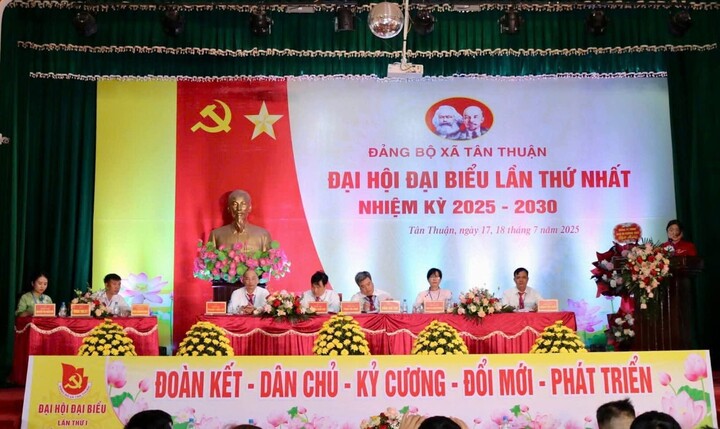 Đảng bộ xã Tân Thuận tổ chức Đại hội đại biểu lần thứ nhất, nhiệm kỳ 2025 - 2030 trong hai ngày 17 và 18/7/2025