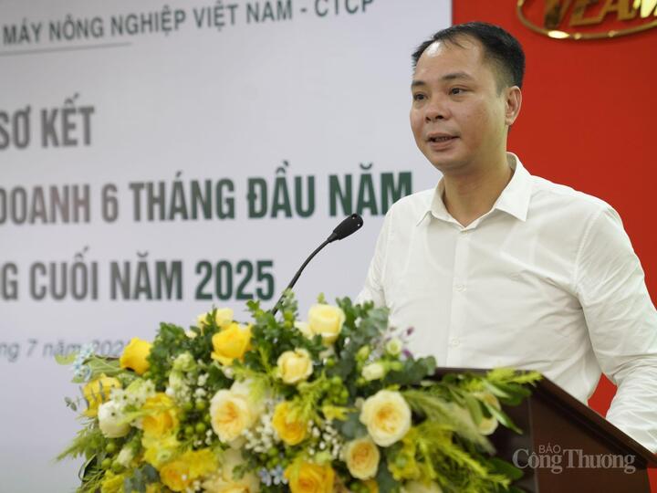 Chủ tịch Hội đồng quản trị Ngô Khải Hoàn phát biểu khai mạc hội nghị