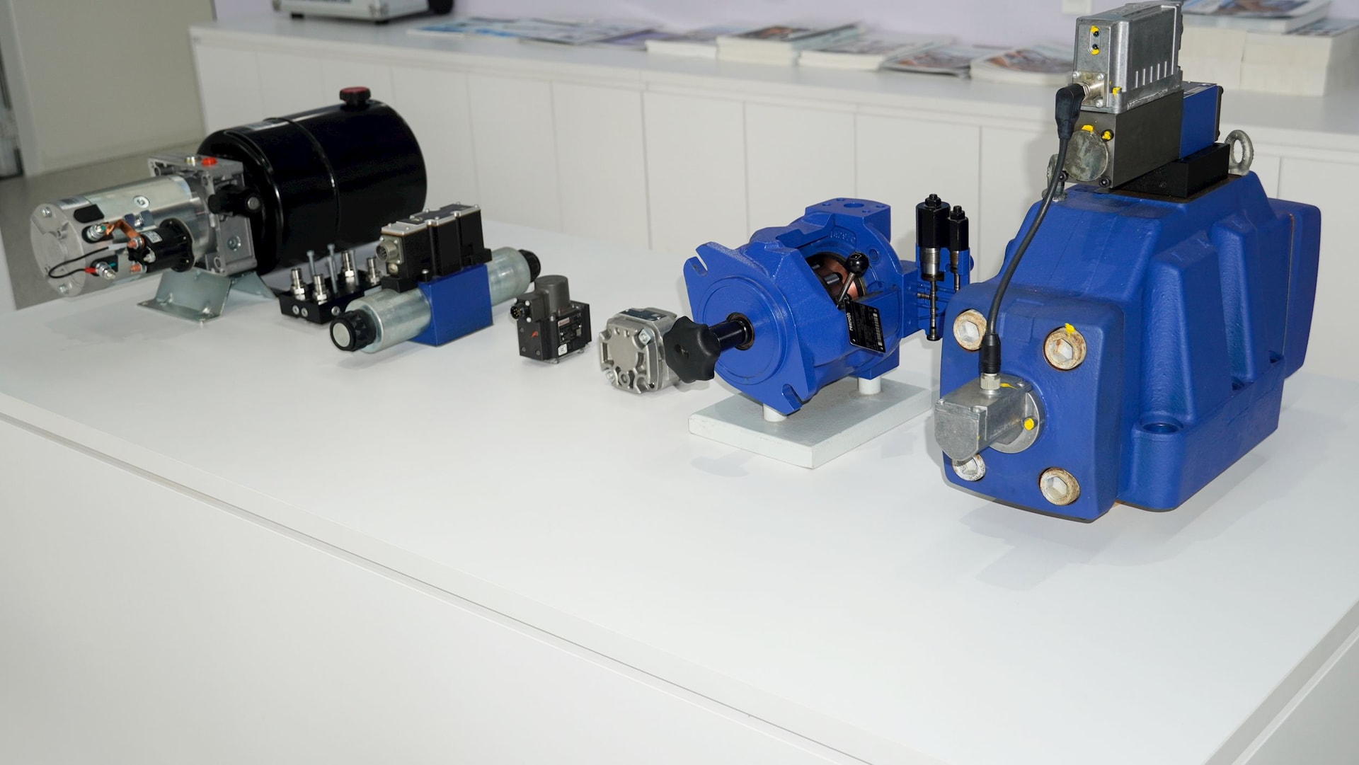 hydraulics-products.jpg