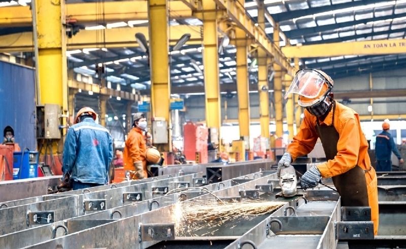 Sản xuất công nghiệp. Ảnh minh họa