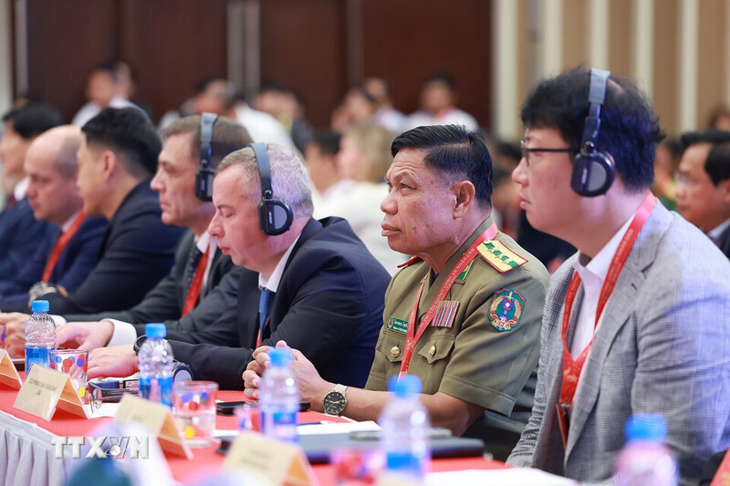 Các đại biểu quốc tế tham dự diễn đàn - (Ảnh: Dương Giang/TTXVN)