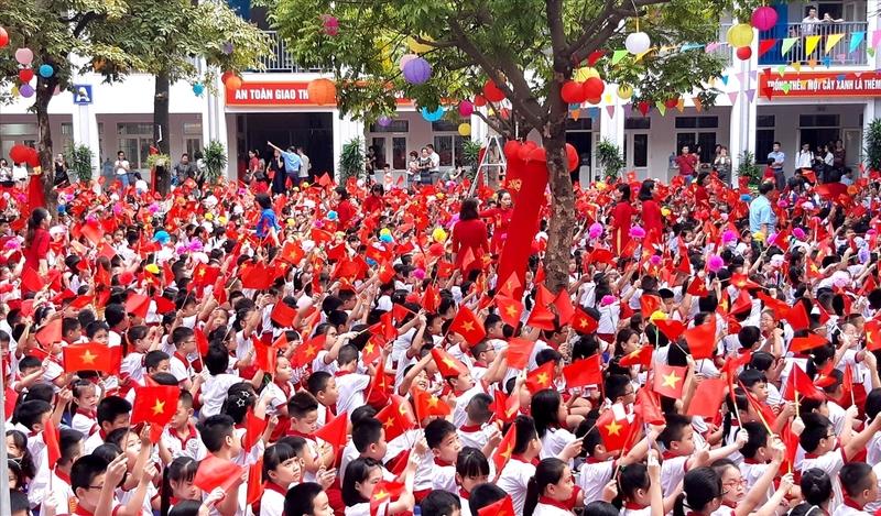 Chủ tịch nước Lương Cường gửi thư chúc mừng năm học mới 2025-2026 - 1
