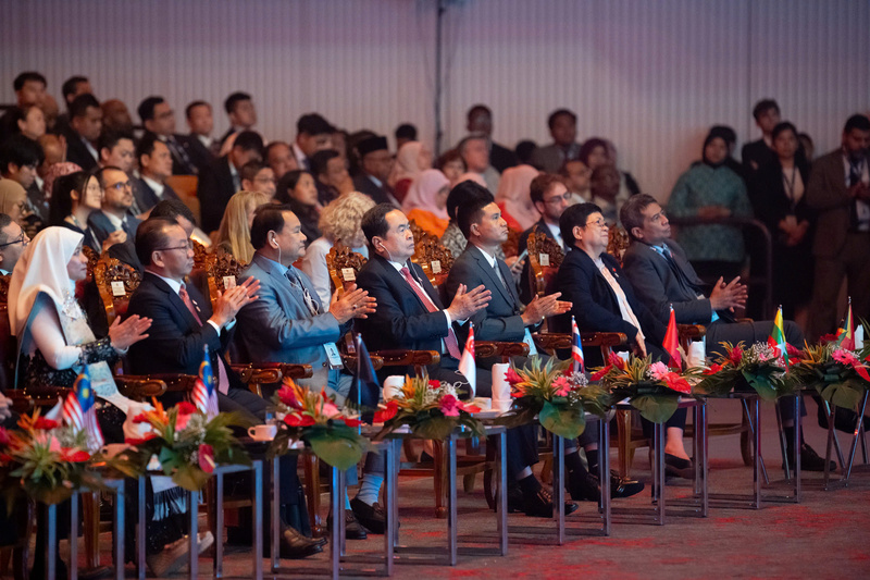 Chủ tịch Quốc hội Trần Thanh Mẫn và các đại biểu dự khai mạc Đại hội đồng AIPA - 46. Ảnh: Phạm Thắng.