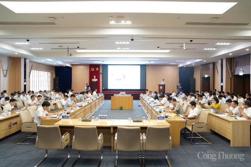 Toàn cảnh hội nghị