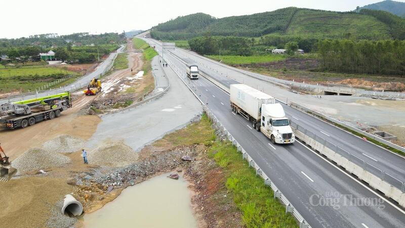 Trạm dừng nghỉ sẽ giúp giảm thiểu tình trạng mệt mỏi cho tài xế, phòng tránh tai nạn giao thông.