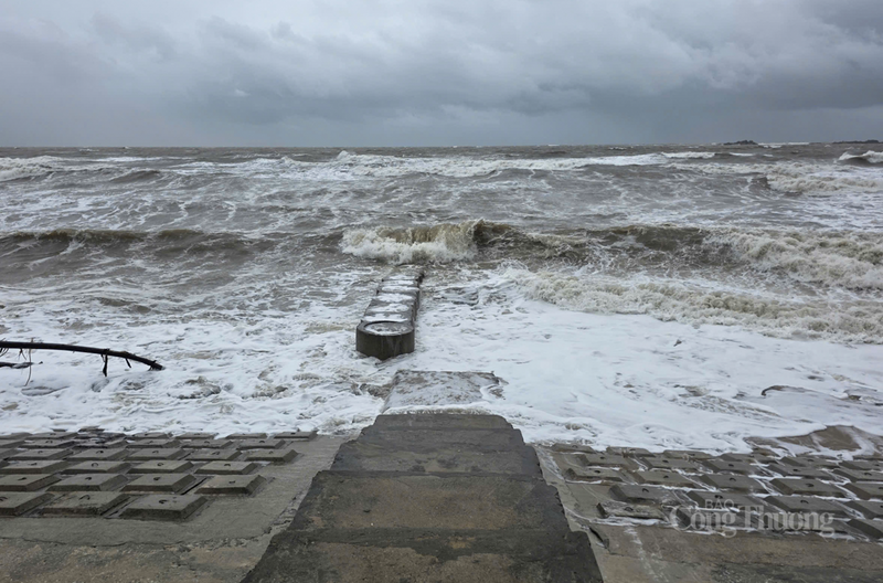 Theo Trung tâm Dự báo khí tượng thủy văn quốc gia, bão sẽ đi dọc ven biển miền Trung rồi đi vào đất liền các tỉnh từ Nghệ An đến Quảng Trị, thời gian đổ bộ khoảng đêm 28/9.