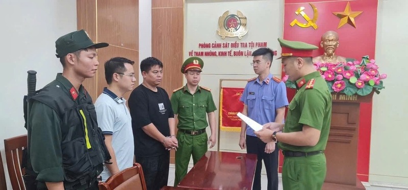 Công an tỉnh Quảng Ninh vừa triệt phá đường dây buôn lậu lợi dụng hoạt động nhập khẩu hàng gia công tại Cửa khẩu Bắc Luân 2. Ảnh: Công an tỉnh Quảng Ninh