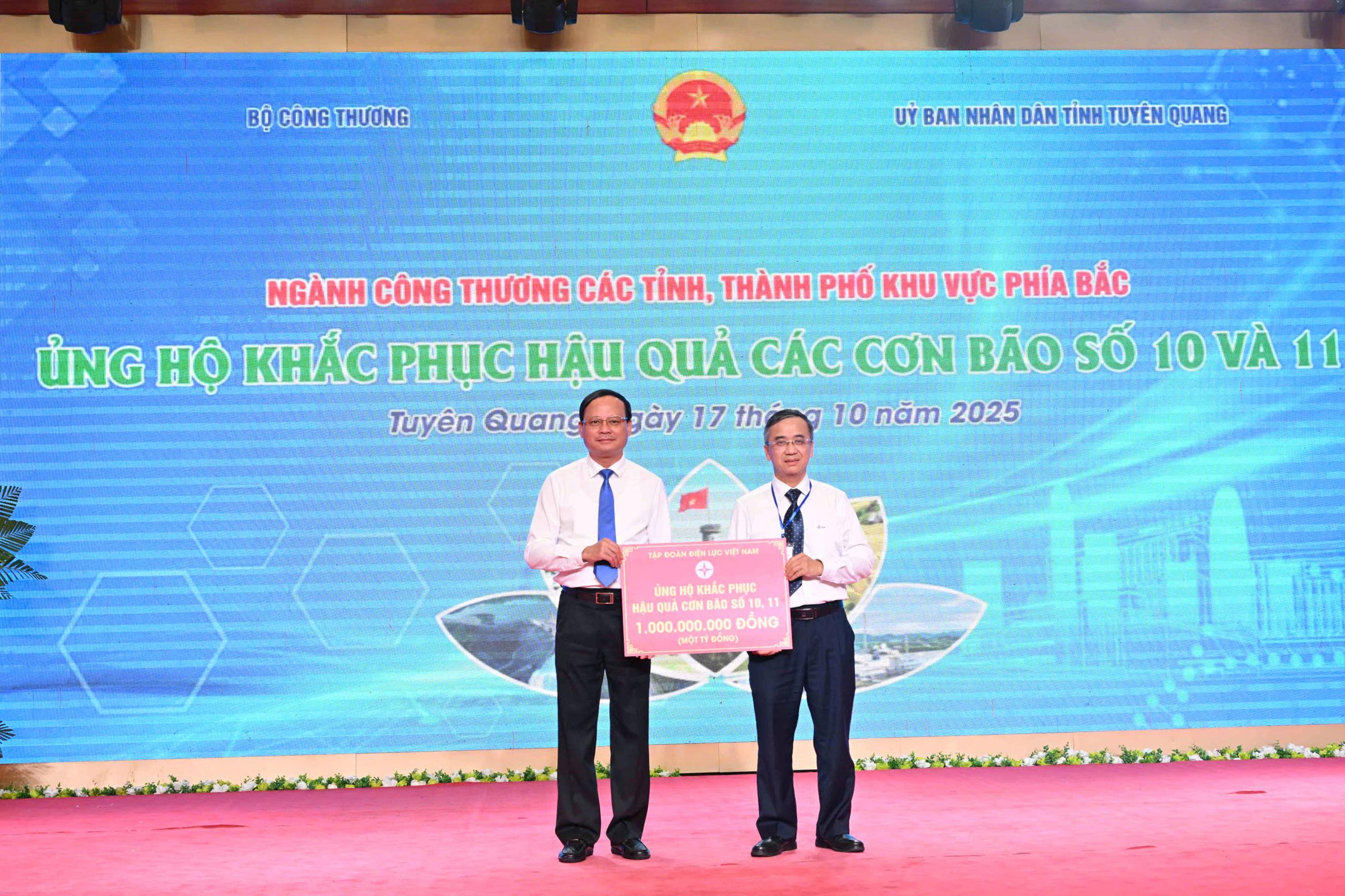 Ngành Công Thương phía Bắc ủng hộ đồng bào khắc phục hậu quả bão, lũ - 5