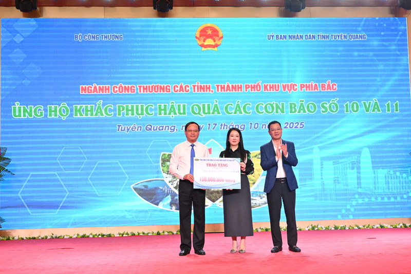 Ngành Công Thương phía Bắc ủng hộ đồng bào khắc phục hậu quả bão, lũ - 7