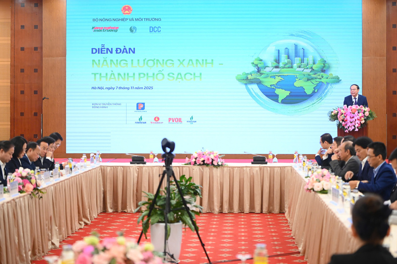 Toàn cảnh Diễn đàn: Ảnh: Tùng Đinh