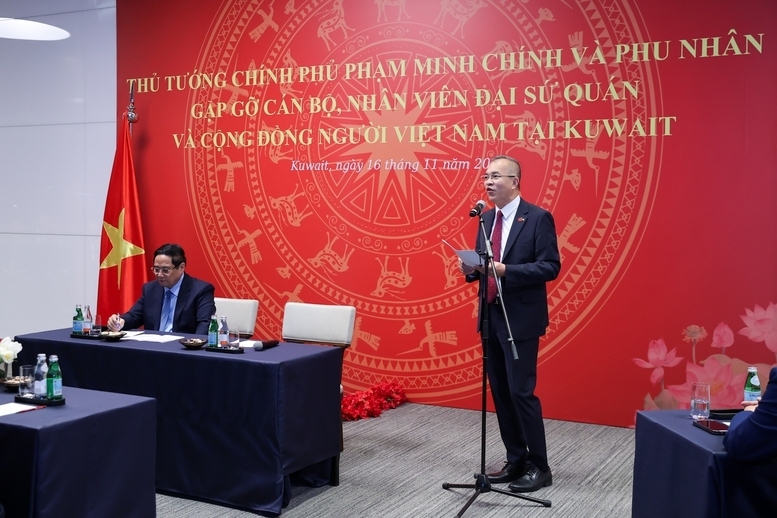 Đại sứ Việt Nam tại Kuwait Nguyễn Đức Thắng bày tỏ niềm phấn khởi của cơ quan đại diện và cộng đồng đón chờ chuyến thăm có ý nghĩa rất quan trọng đối với quan hệ Việt Nam-Kuwait của Thủ tướng Chính phủ và Phu nhân - Ảnh: VGP/Nhật Bắc