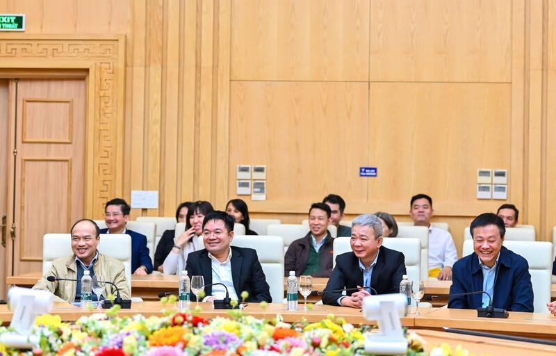 Các đại biểu tham dự hội nghị.