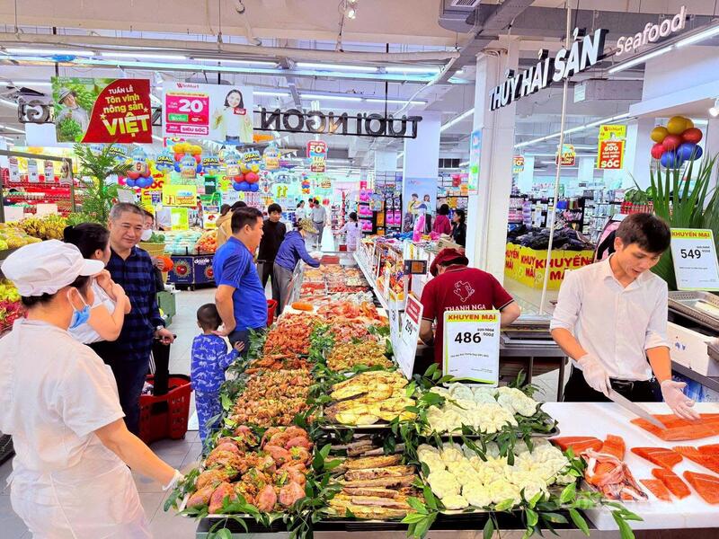 Với gần 4.500 điểm bán, 32 triệu lượt khách mỗi tháng và 12 triệu hội viên, WinMart tích cực tham gia Vietnam Grand Sale 2025
