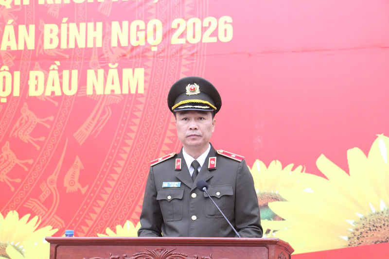 Thiếu tướng Tô Anh Dũng, Giám đốc Công an Thanh Hóa phát biểu tại lễ ra quân. Ảnh: Quốc Huy