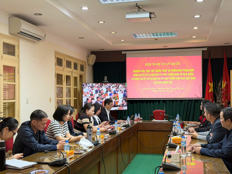 Đảng uỷ Cơ quan Công đoàn Công Thương Việt Nam học tập, quán triệt và triển khai thực hiện Nghị quyết số 79-NQ/TW về phát triển kinh tế nhà nước; Nghị quyết số 80-NQ/TW về phát triển văn hóa Việt Nam.