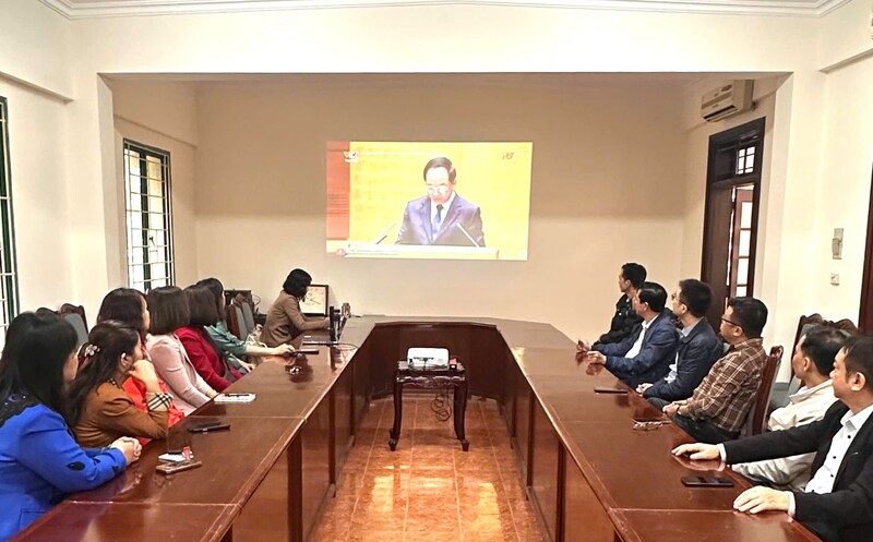 Đảng uỷ CTCP Xây dựng và Xuất nhập khẩu Tổng hợp học tập, quán triệt các Nghị quyết của Bộ Chính trị theo hình thức trực tuyến.