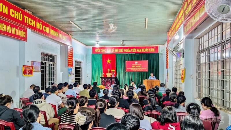 Toàn xã Ia Dom hiện có 6.796 cử tri, tham gia bỏ phiếu tại 8 điểm bầu cử, với 29 ứng cử viên tham gia ứng cử.