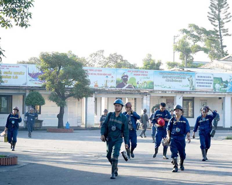 Hoạt động khai thác hầm lò được tăng cường, gắn với yêu cầu bảo đảm an toàn lao động và nâng cao hiệu quả vận hành. Ảnh: TKV