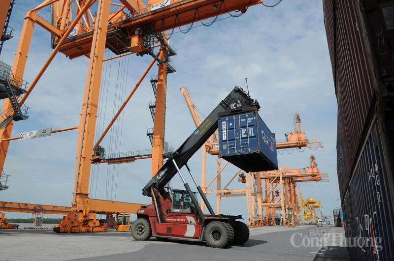 Quý I/2026, tổng kim ngạch xuất nhập khẩu hàng hóa đạt 249,5 tỷ USD, tăng 23% so với cùng kỳ năm trước