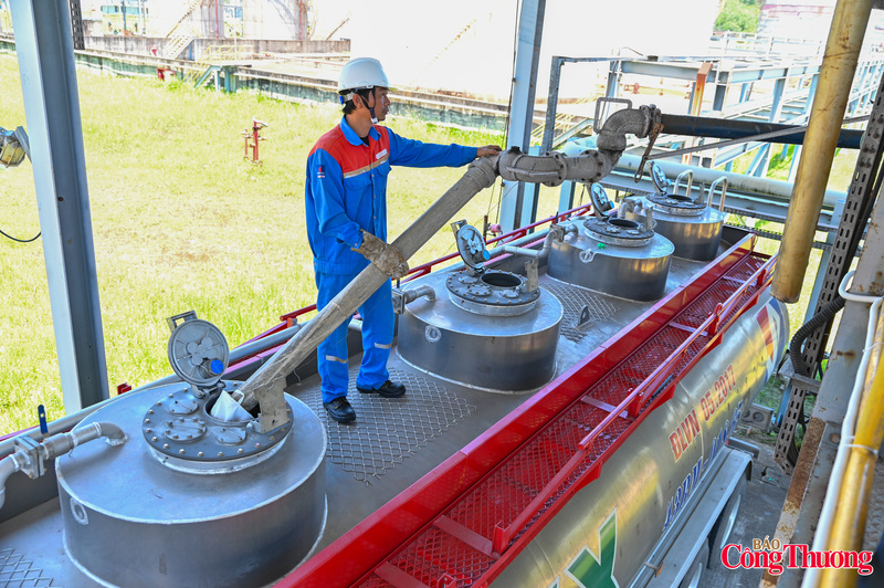 Tuy nhiên, việc phụ thuộc vào nguồn nhập khẩu không chỉ làm gia tăng chi phí logistics, mà còn tiềm ẩn rủi ro về nguồn cung trong bối cảnh thị trường thế giới biến động khó lường.