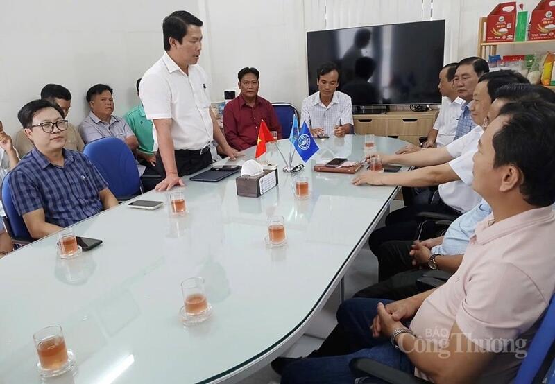 Sở Công Thương TP. Cần Thơ tổ chức buổi làm việc với doanh nghiệp trên địa bàn xã.