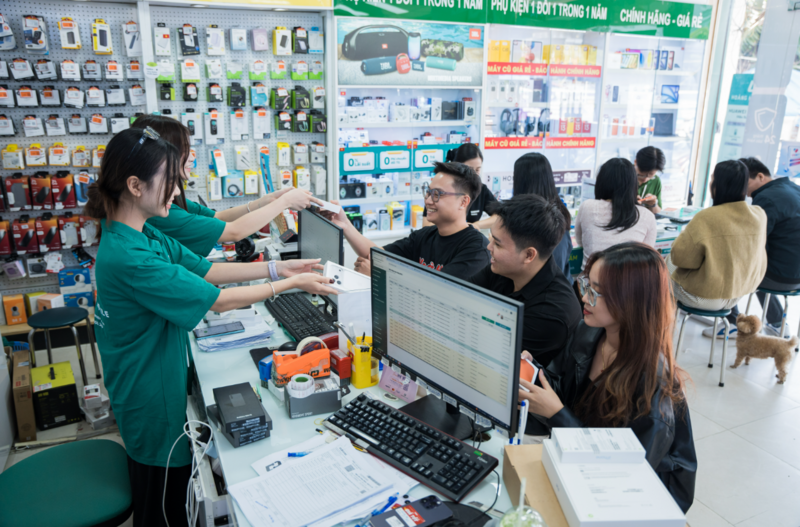 Người tiêu dùng ngày càng ưu tiên hiệu quả sử dụng thực tế. Ảnh: Hoàng Hà Mobile
