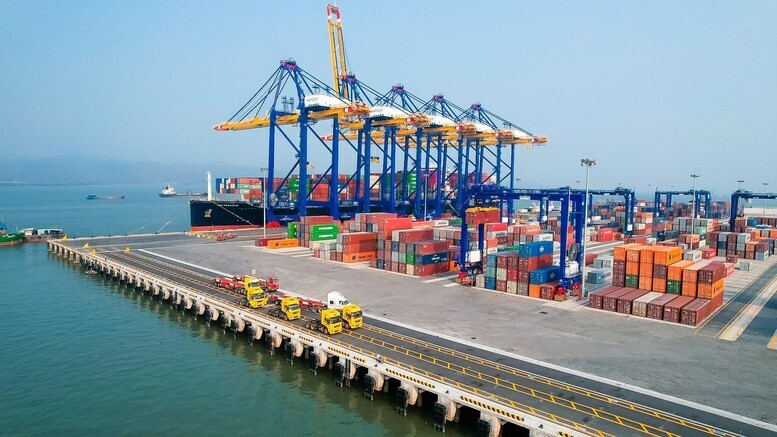 Công tác quản lý hoạt động xuất nhập khẩu hàng hóa được thực hiện theo quy định của pháp luật. Ảnh minh hoạ