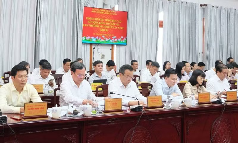 Lãnh đạo tỉnh Tây Ninh tiếp thu ý kiến chỉ đạo.