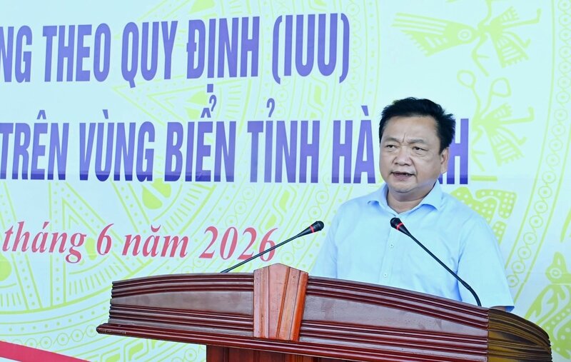 Phó Chủ tịch UBND tỉnh Hồ Huy Thành phát biểu tại buổi lễ. Ảnh: BĐBP Hà Tĩnh
