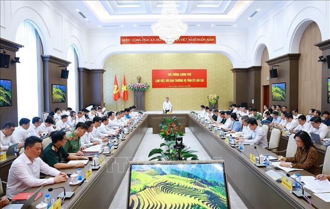 Thủ tướng làm việc với Ban Thường vụ Tỉnh uỷ Lào Cai - 2
