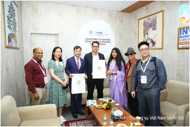 Thương vụ tổ chức buổi làm việc giữa doanh nghiệp Việt Nam và chính quyền bang Madhya Pradesh tại Bharat Tex 2026