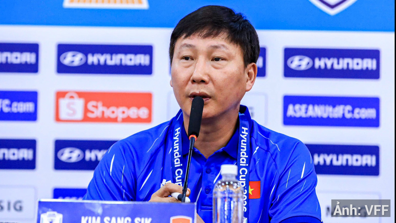 Huấn luyện viên Kim Sang Sik tự tin với phong độ hiện tại của đội tuyển Việt Nam. Ảnh: VFF.