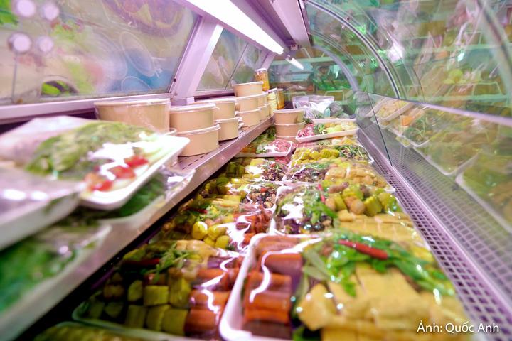 Những thực phẩm được chế biến, đóng gói sẵn, giúp người tiêu dùng tiết kiệm thời gian vào bếp.