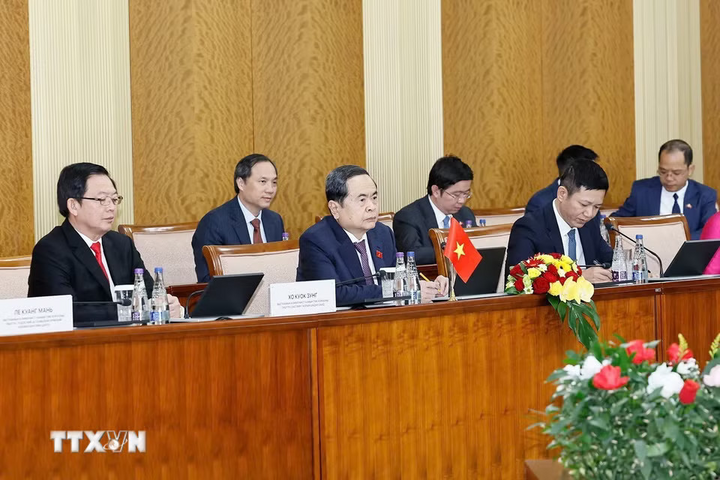 Chủ tịch Quốc hội Trần Thanh Mẫn hội đàm với Chủ tịch Quốc hội Mông Cổ Sandag Byambatsogt. Ảnh: Doãn Tấn/TTXVN