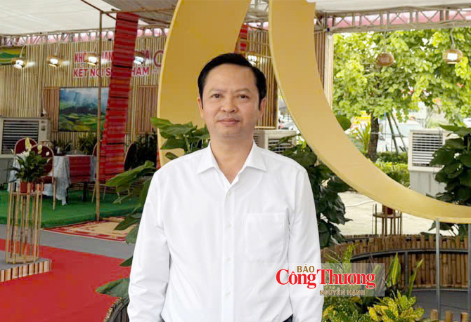 Ông Hoàng Văn Dự, Phó Giám đốc Trung tâm Xúc tiến thương mại Nông nghiệp.